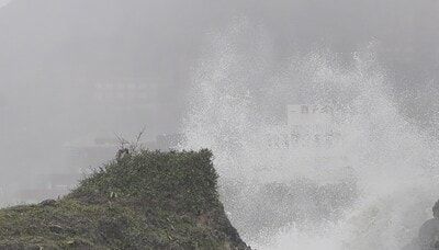 Weakened but still strong Typhoon Krathon hits Taiwan, two people dead