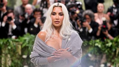 Kim Kardashian prête à tout pour rester jeune, elle a succombé aux injections de sperme de saumon comme Jennifer Aniston