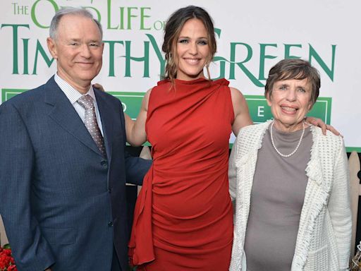 All About Jennifer Garner's Parents, William and Patricia Garner