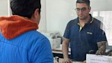 Nicolás, el empleado que defiende Correo Argentino en Río Negro: «Mucha gente depende de él para vivir»