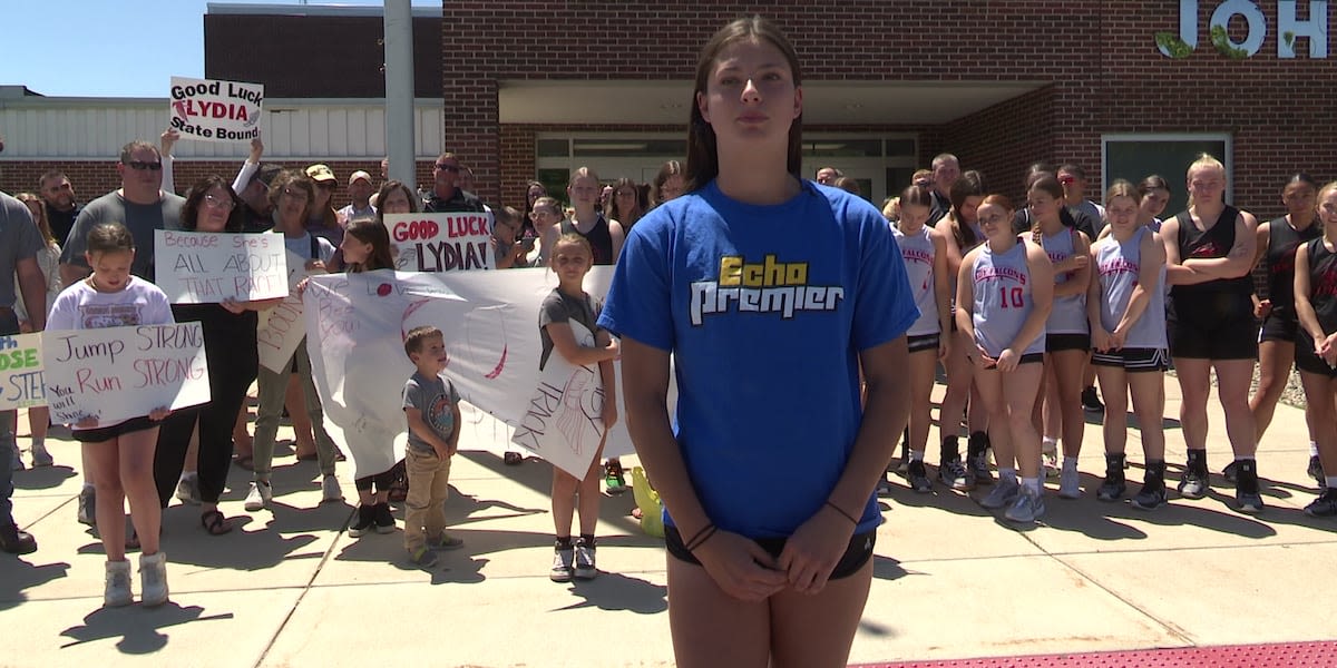 John Glenn’s Lydia Goodsell gets special sendoff before state track meet