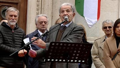 Prodi: "L'Europa rende solida una democrazia fragile"