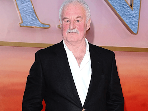 'Titanic' and 'Lord of the Rings' Actor Bernard Hill Dies Aged 79