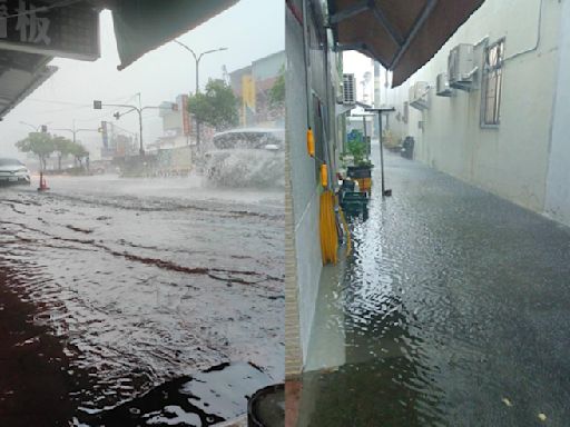 影》台南暴雨狂炸馬路積水畫面曝 永康里長嘆：哪次不淹？ - 生活