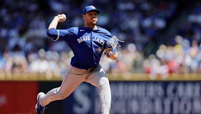 Yariel Rodríguez gets 1st win, Alejandro Kirk drives in pair to help Blue Jays beat Mariners 5-4