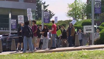 Washington high school students walk out of class in pro-Palestinian protest