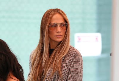 Jennifer Lopez Dons ‘B’ Bracelet in NY Without Ben Affleck