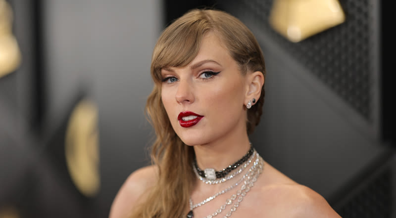 ‘Smallest Man Who Ever Lived’ Lyrics: Who Is Taylor Swift’s Song About? An Ex Even Responded!