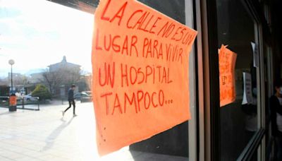 Un usuario de salud mental vive hace un año y medio en un hospital de Neuquén porque no tiene donde ir - Diario Río Negro
