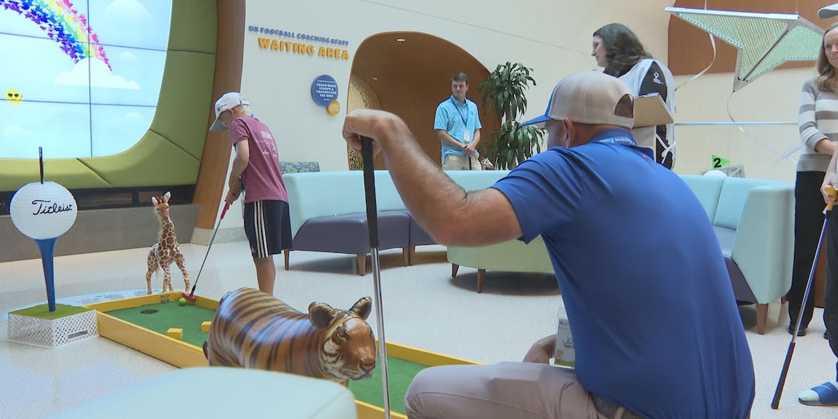 Golf pros and patients pair up in Mini Pro-Am at Kentucky Children’s Hospital