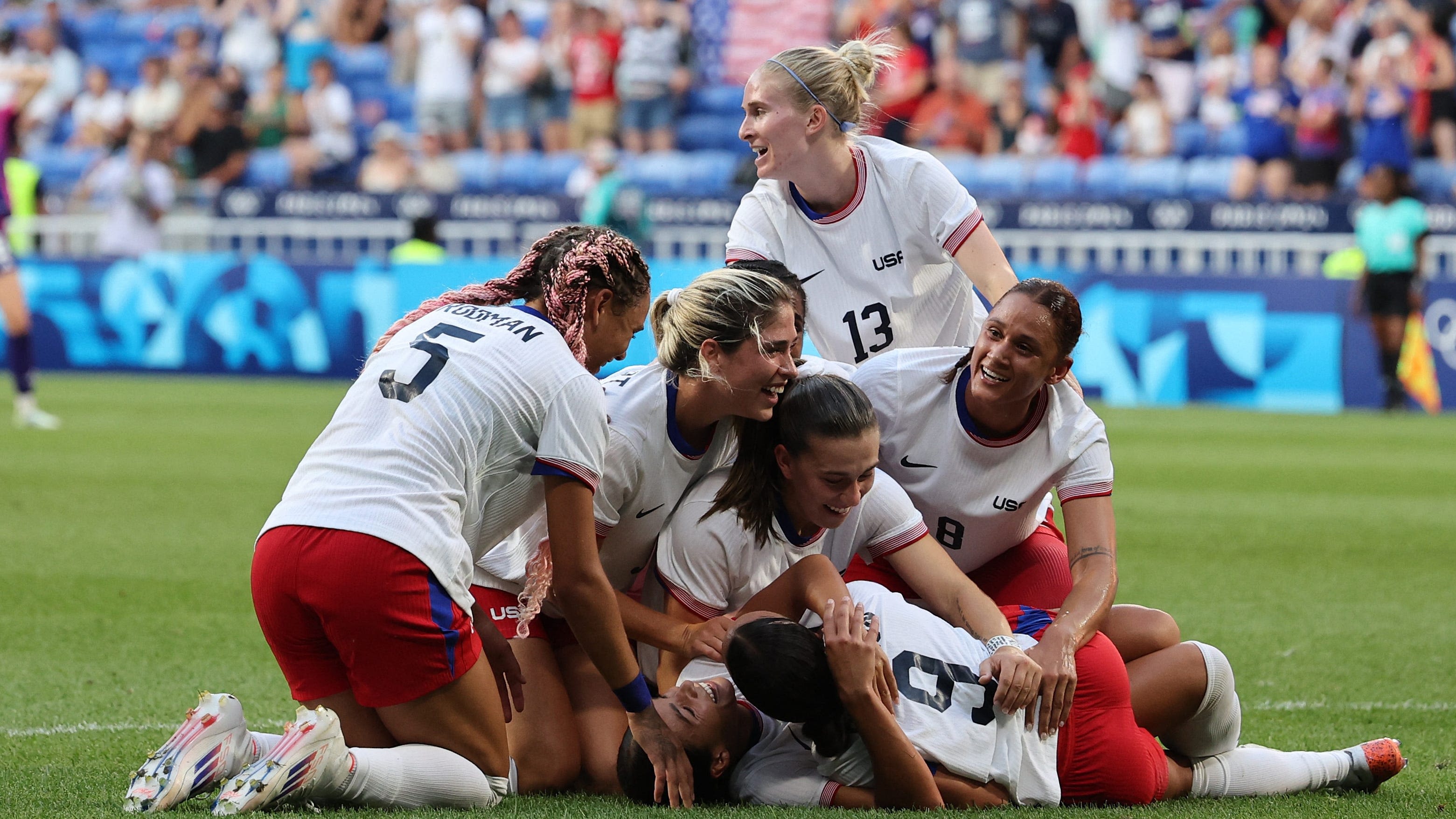 Sophia Smith scores in extra time to send US soccer to gold medal match