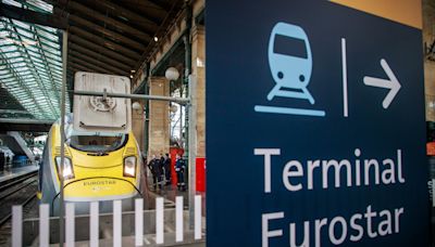 Eurostar desvía por otras vías sus trenes a París y cancela "algunos" servicios