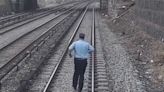Hero rail workers honored for saving 3-year-old on train tracks