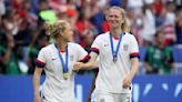 US national team midfielder Samantha Mewis retires from soccer because of knee injury