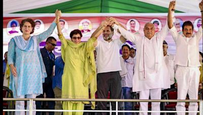 Gandhi siblings get Hooda, Selja to hold hands in show of unity in Haryana Congress