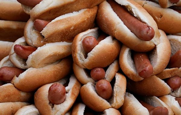 Nathan's Famous Hot Dog Eating Contest to hold qualifying round Thursday night at Parma Rib 'N' Rock: Winners advance to Coney Island for July 4