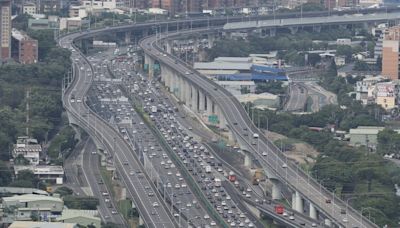 端午連假收假日北返車潮湧現 國道部分路段壅塞