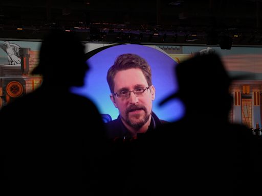 Edward Snowden criticizes political system at Nashville's Bitcoin conference