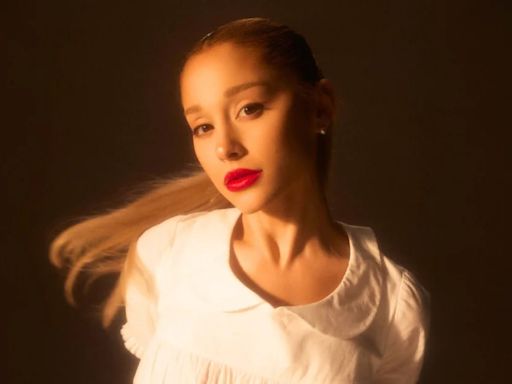 Ariana Grande ya trabaja en su nueva canción: “Prometo que valdrá la pena”