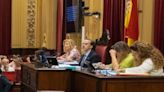 El presidente del Parlament balear argumenta que las fotos que rompió eran “partidistas” y denuncia una “campaña de acoso”