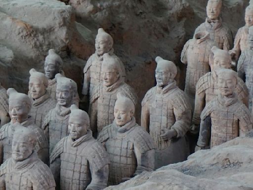 A tourist was tricked into visiting a fake Terracotta Army site in China!