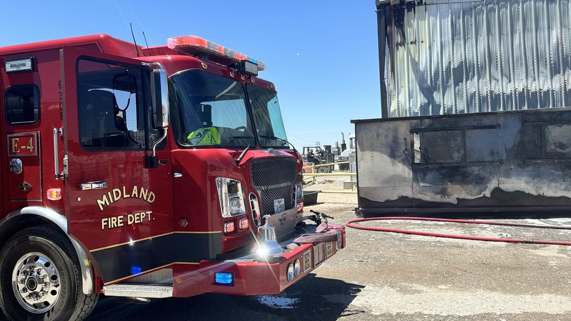 Fire damages exterior of Imperative Chemical building in Midland