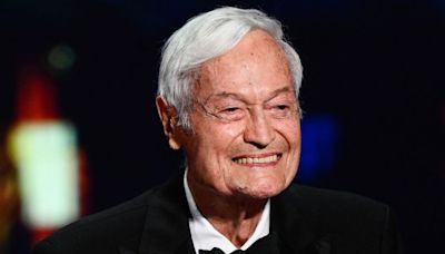 Roger Corman: Cult B-movie director dies aged 98