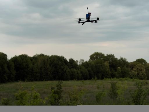 Guerra da Ucrânia acelera introdução de robôs e drones assassinos movidos por IA em conflitos