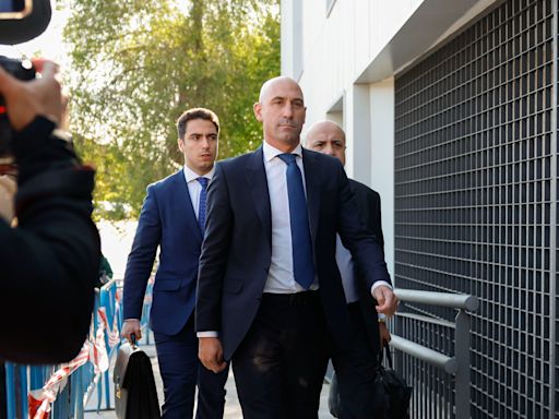 Rechazan enviar la investigación de Rubiales y de Piqué por el 'caso Supercopa' a la Audiencia Nacional