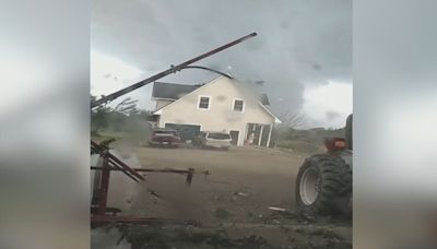 En video: Tornado toca tierra en Nueva York y deja viviendas destruidas y varios heridos