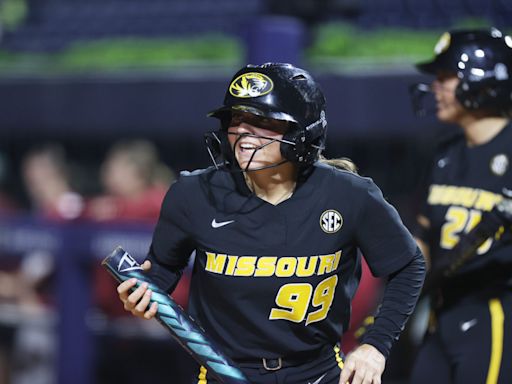 Arkansas softball falls in SEC Tournament opener to Missouri