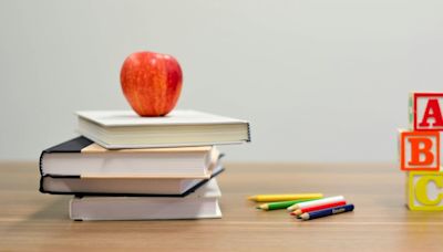 ¡Feliz Día del Pedagogo! 10 frases bonitas para felicitar a los profesionales de la educación