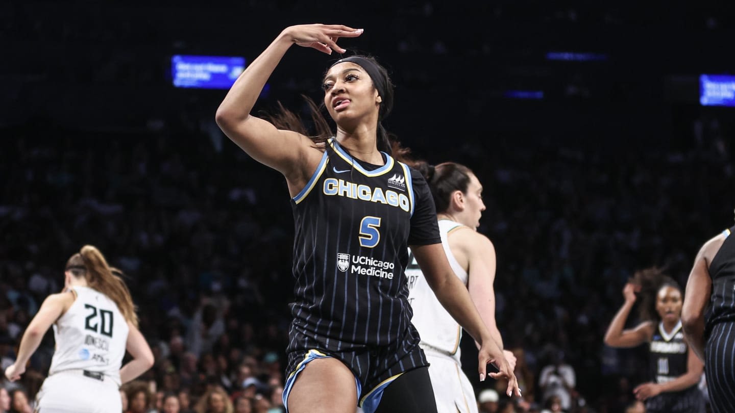 Sky's Chennedy Carter Argues Angel Reese is WNBA Rookie of the Year