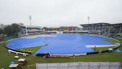 India v Bangladesh 2nd Test: Wet blanket at the Green Park