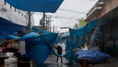 Beryl slams Mexico’s Yucatan Peninsula and is expected to regain hurricane strength before hitting US - Live