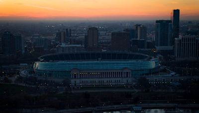 Letters: Don’t plop a Bears stadium on the lakefront