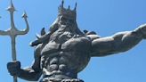 ¿Quién creó la estatua de Poseidón en Yucatán?