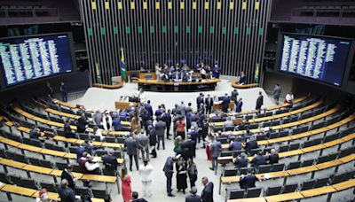 Veja os dez deputados que mais gastaram cota parlamentar, seis são do PL e União Brasil - Congresso em Foco