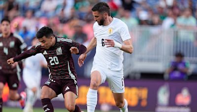 Fea derrota de México ante Uruguay acentúa la crisis del Tri