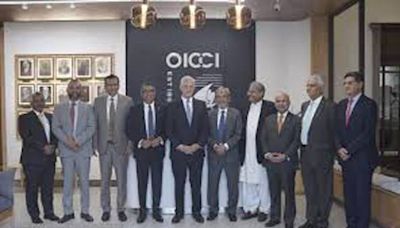 Group CEO of Standard Chartered Bank visits OICCI