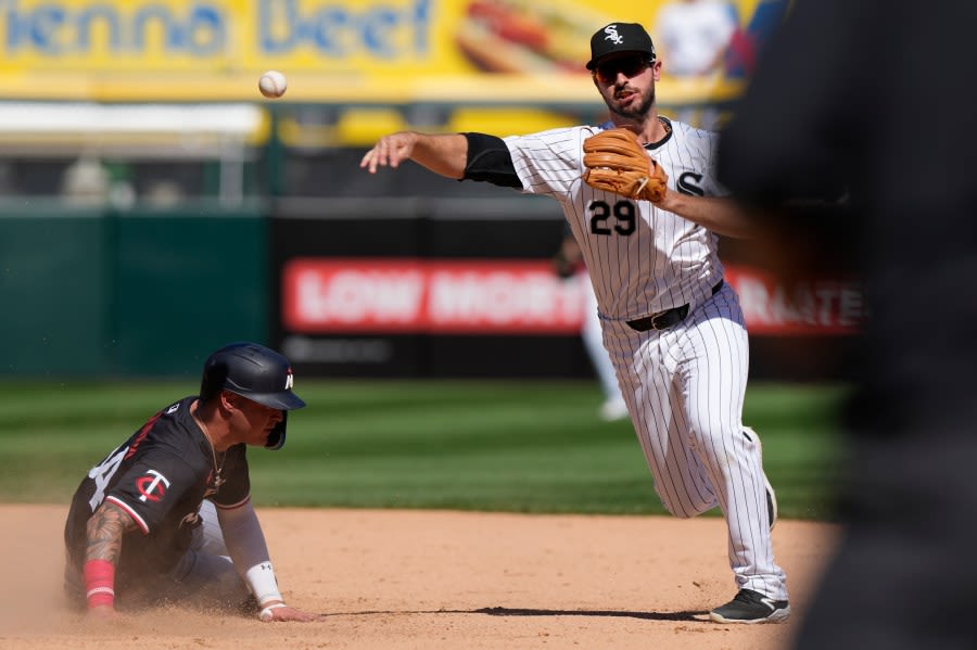 White Sox can’t hold lead, lose again to surging Twins to wrap up homestand