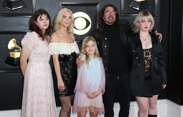 Dave Grohl announces he fathered a child outside of 21-year marriage, seeks 'forgiveness'