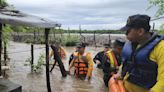 Alerta roja por el desbordamiento de un río que dejó poblaciones incomunicadas en Honduras