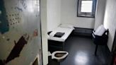 New York state prisons violate solitary confinement rules, judge says