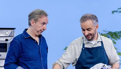 "Böhmi brutzelt": Jan Böhmermann kocht im Juli wieder auf ZDFneo