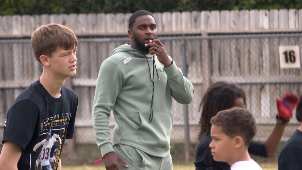 Chicago Bears cornerback Jaylon Johnson hosts youth football camp in Fresno