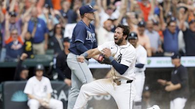 How Tigers third-base coach Joey Cora set the stage for the ‘Gritty Tigs’ of September