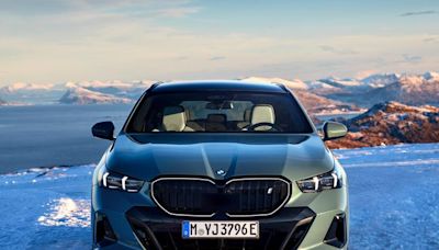BMW i5 Touring 國內首款純電旅行車上市！開價 339 萬起，預計最快 8 月交付