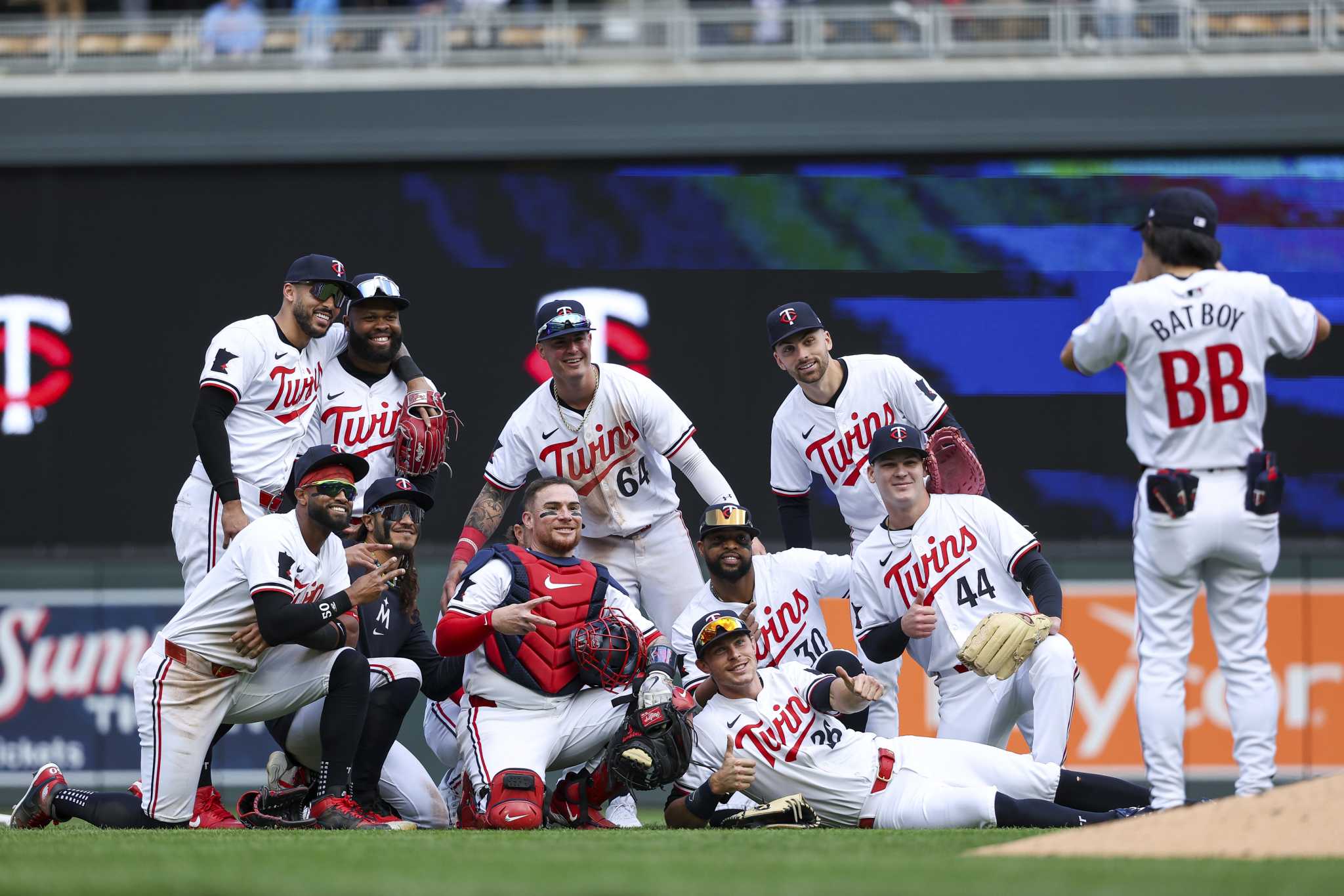 Twins extend win streak to 12 with a 3-1 win over the Red Sox