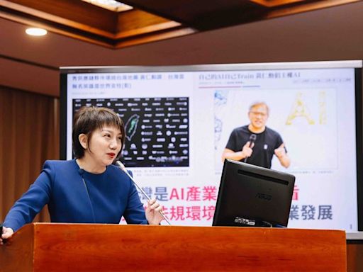 黃仁勳訪台颳旋風 范雲：臺灣需要一部AI基本法！